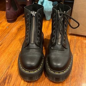 Dr. Martens Sinclair Womens Leather Platform Boot US 7